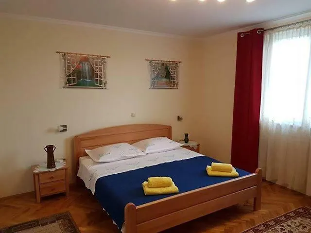 Torac Apartment Kastela