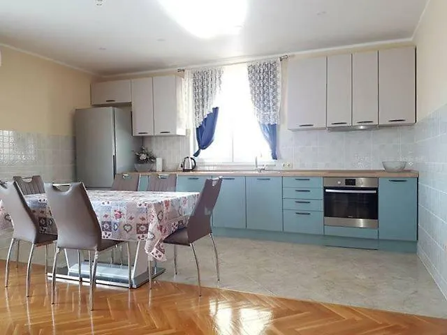 Torac Apartment Kastela