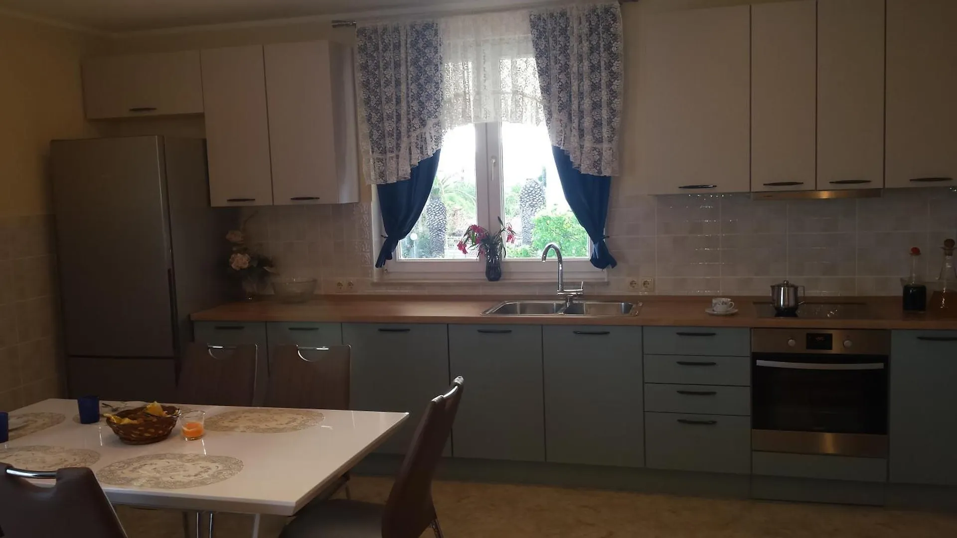 Torac Apartment Kastela